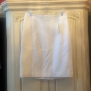 NWT white Skirt sz 10